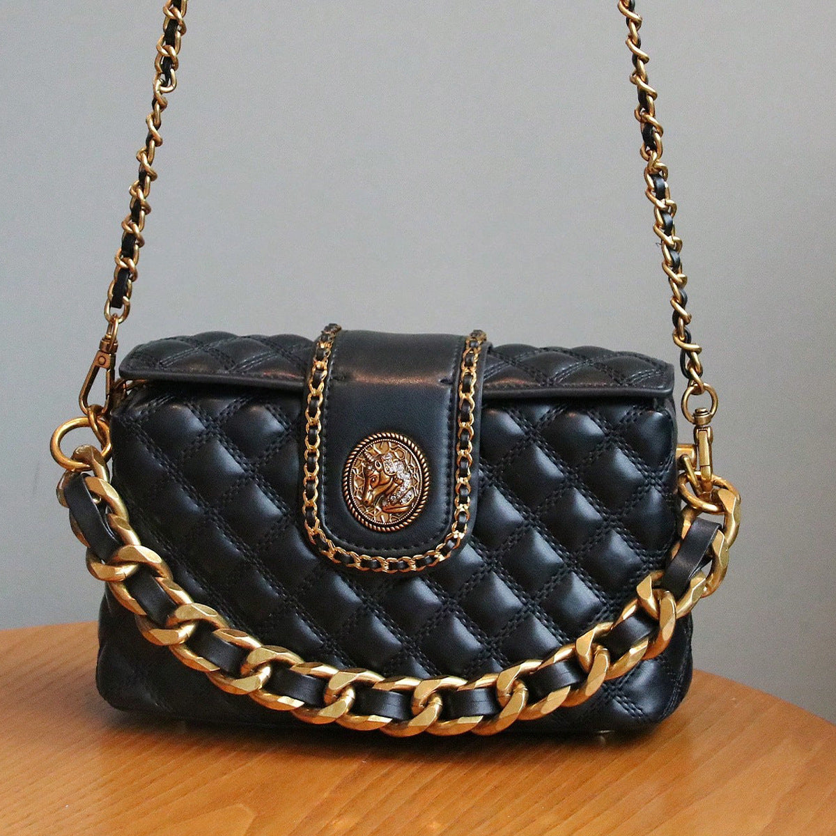 Stylish Solid-color High-end Diamond-quilted Crossbody Bag