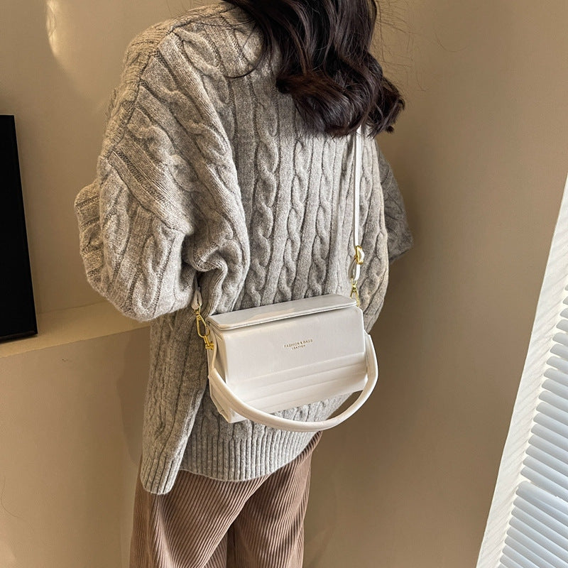 Womens Stylish Versatile Box Crossbody Bag