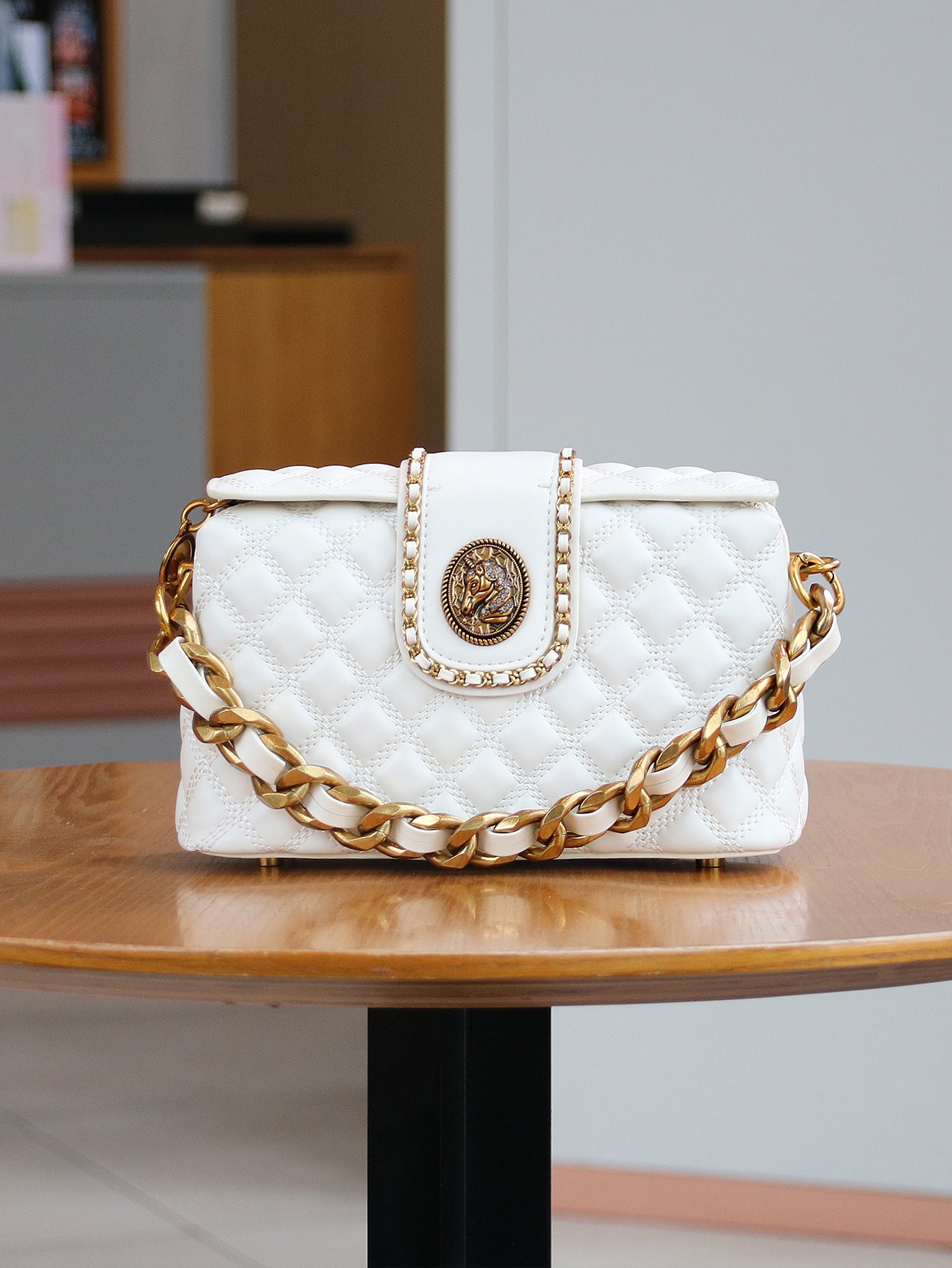 Stylish Solid-color High-end Diamond-quilted Crossbody Bag